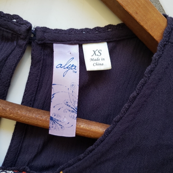 Alya 💜 Boho Top Tunic Embroidered Floral Contrast - Picture 4 of 8